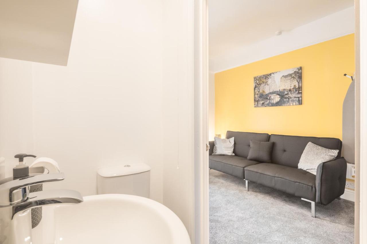 Private 5 With Kitchenette By Cb No Minimum Apartemen Cambridge (Cambridgeshire)